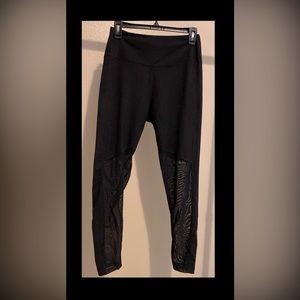 NWOT Marika Tummy Control Half Mesh Leggings size M
